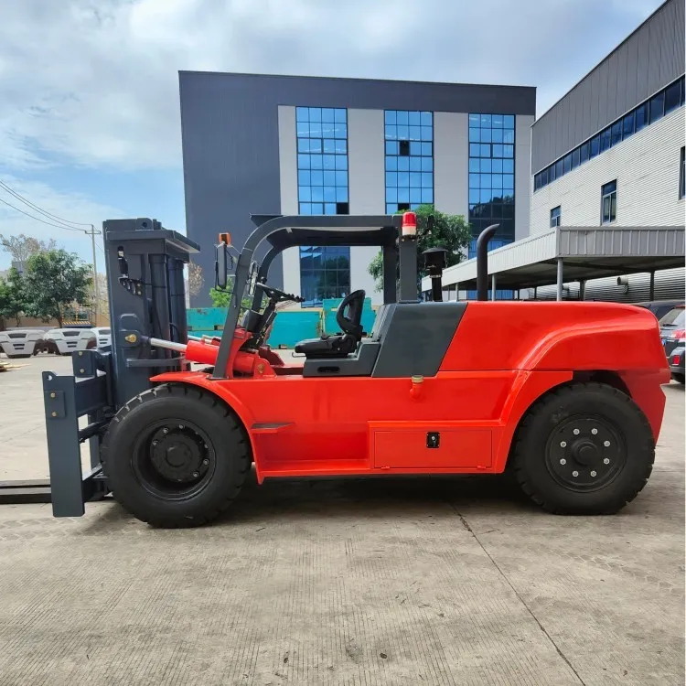 10 ton Forklift Working Inside Container