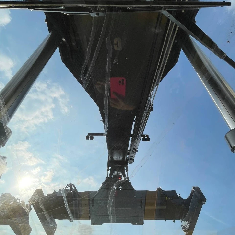 40-Ton Diesel Container Reach Stacker (XH-RS40) Factory