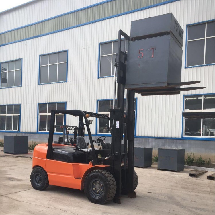 small 5 ton diesel forklift