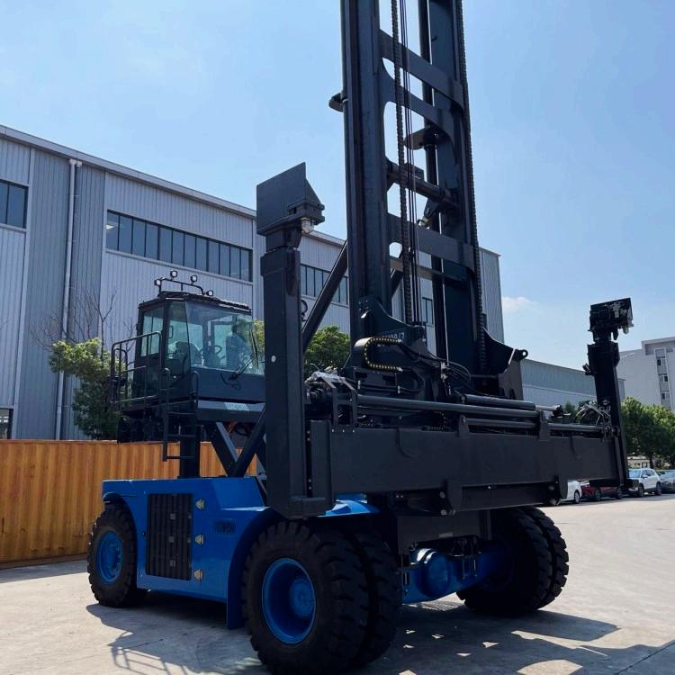 lithium Electric empty container handler