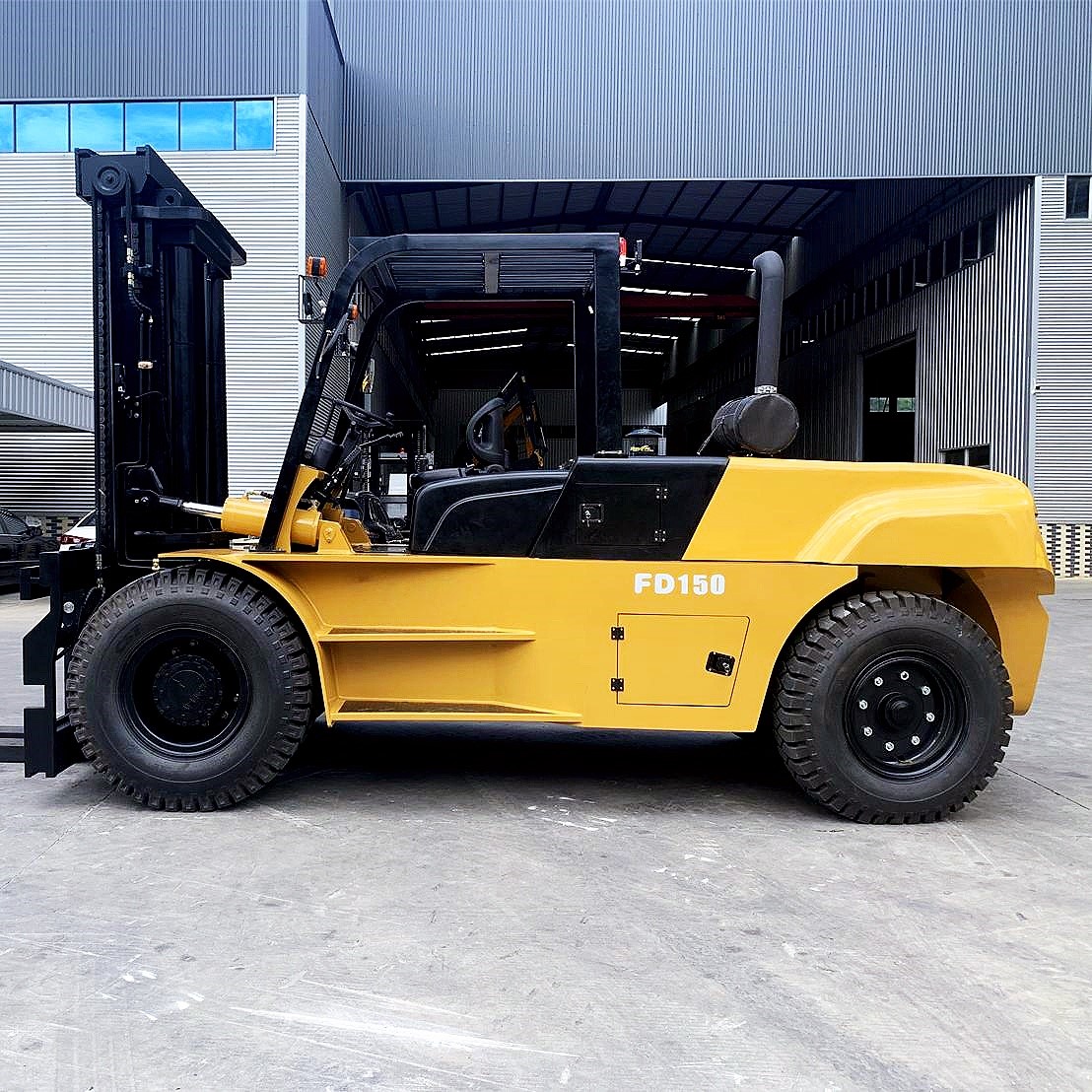 16 ton diesel forklift with 1200 mm fork