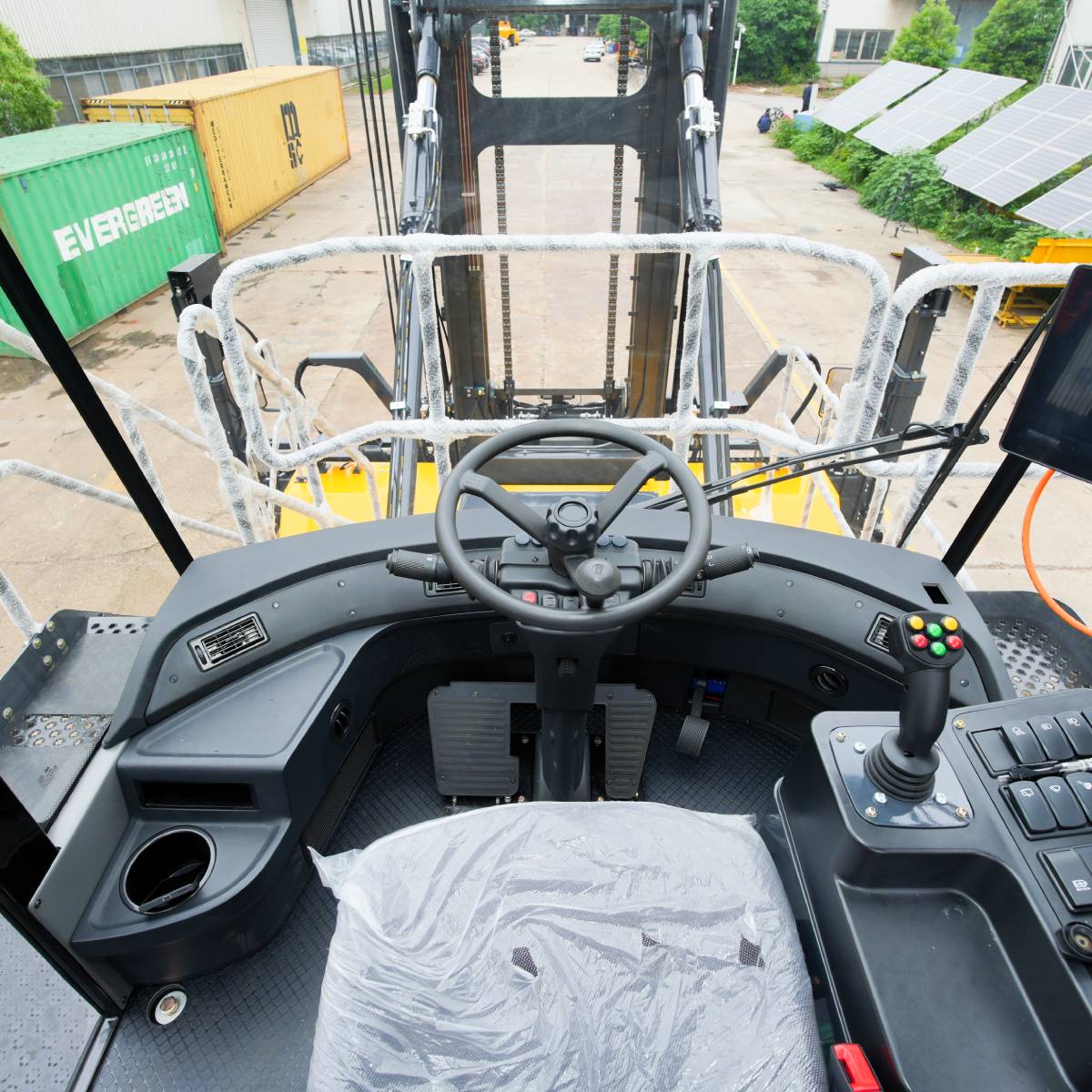 3-Ton 3-Wheel Rough Terrain Forklift Supplier 3-Ton 3-Wheel Rough Terrain Forklift Supplier