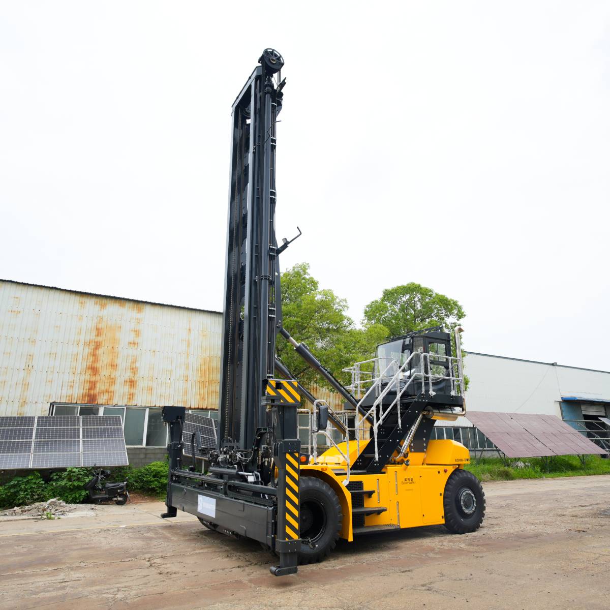 9-Ton Diesel Empty Container Handler Factory 9-Ton Diesel Empty Container Handler Factory
