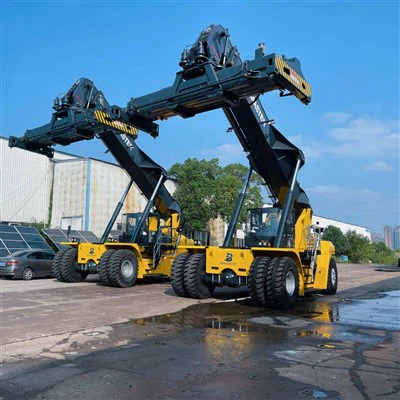 Heavy Duty Reach Stacker