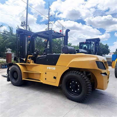 Small 16 Ton Diesel Forklift