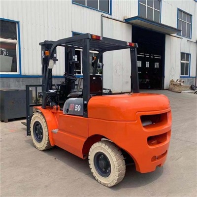 Small 5 Ton Diesel Forklift